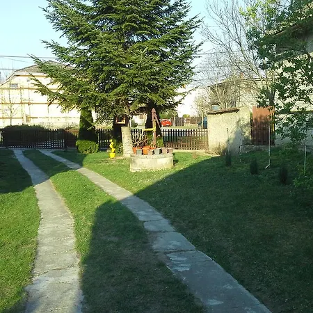 Utulny Privat Apartment Velky Meder